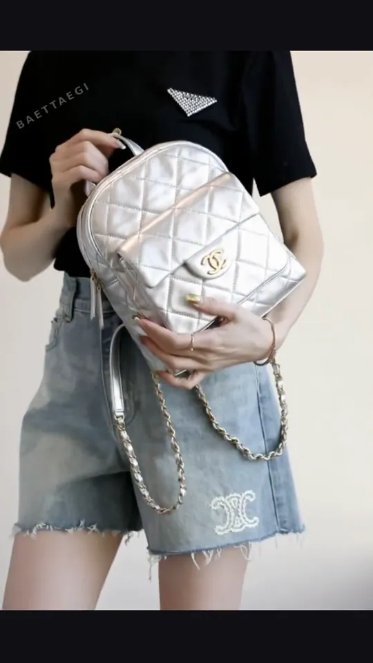 샤넬 샤넬(Chanel) 25K 메탈릭 실버 백팩 AS5793 제품 영상 미리보기
