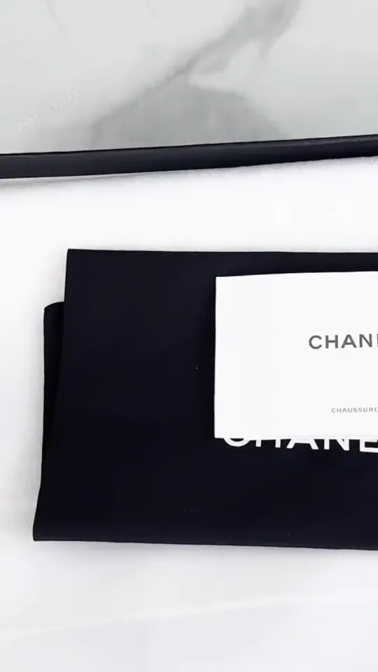샤넬 샤넬 까멜리아 CC로고 모카신 로퍼 3225 제품 영상 미리보기
