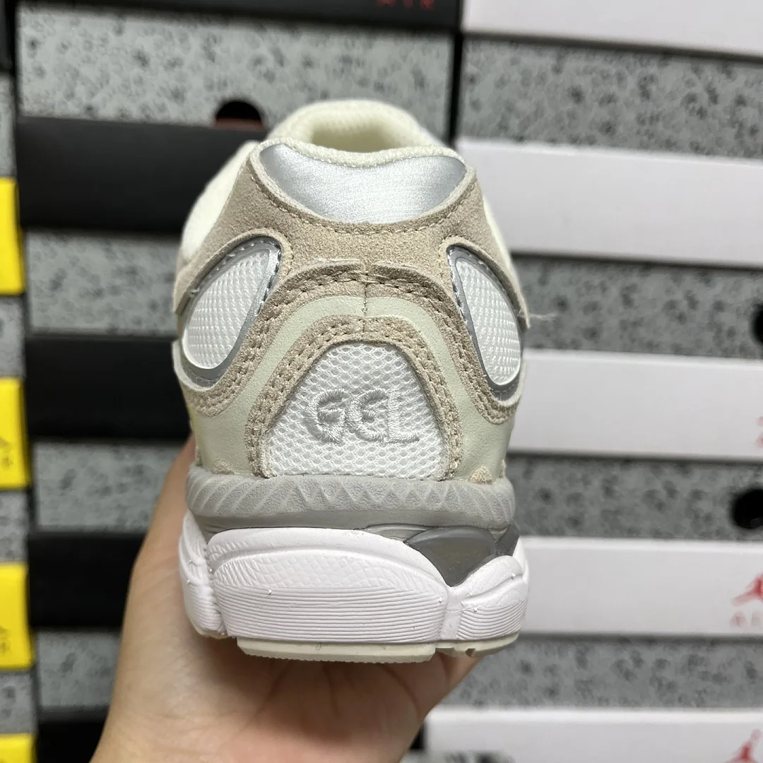 아식스 [RT] 젤 NYC 1201A789-105 200359 Asics Gel-NYC White Oyster Grey 상세 이미지 10