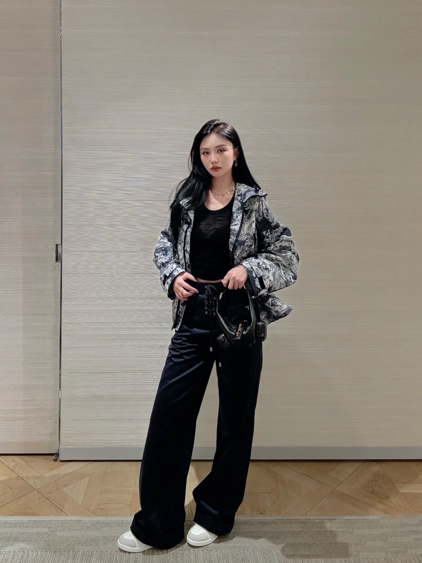 디올 후드 루즈핏 윈드브레이커 자켓 상세 이미지 2