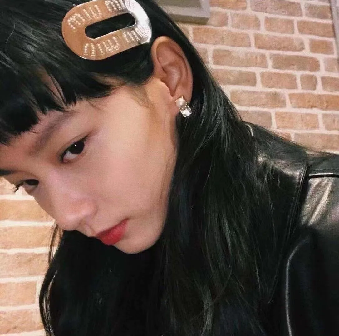 미우미우 U 비즈 더블톤 귀걸이 상세 이미지 2