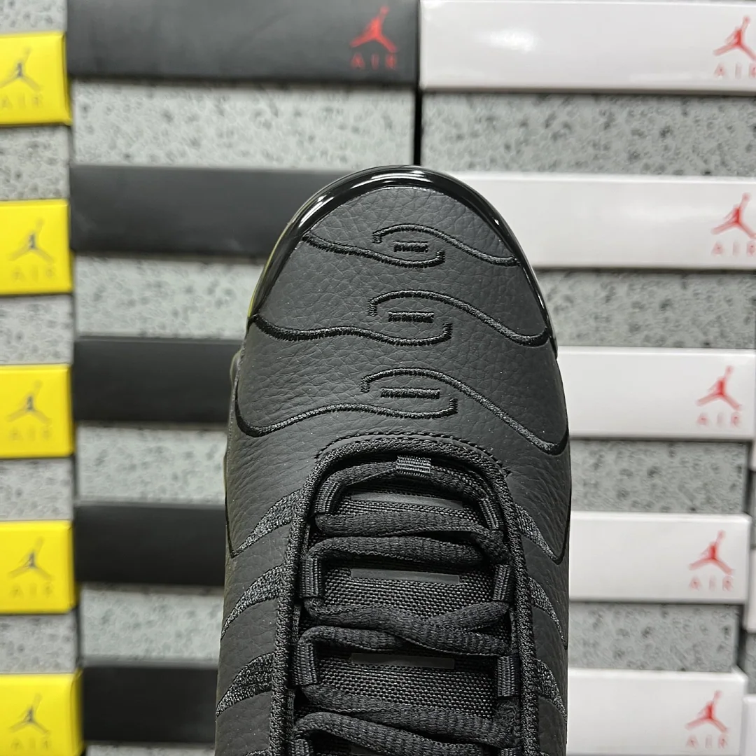 나이키 [DF] 에어 맥스 플러스 AJ2029-001 201706 Nike Air Max Plus Triple Black Leather 상세 이미지 4