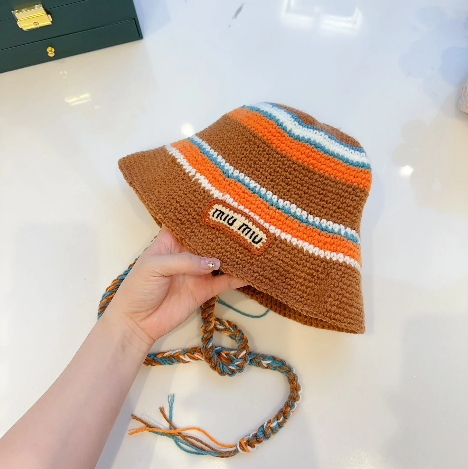 미우미우 모자 81137 Miu Miu Cap 상세 이미지 8