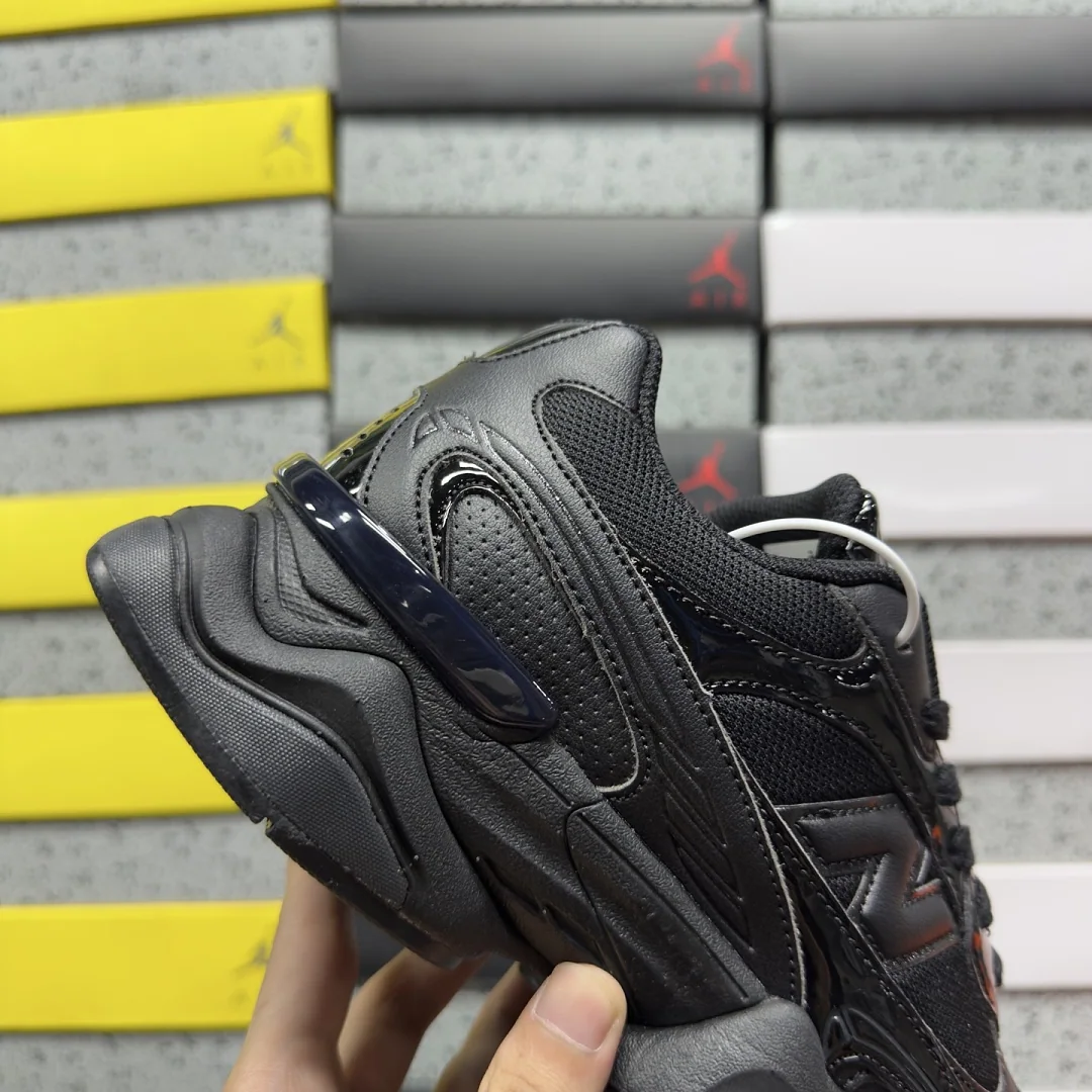 뉴발란스 [C] 9060 9060R U90603BQ 202258 New Balance 9060 9060R Black 상세 이미지 3