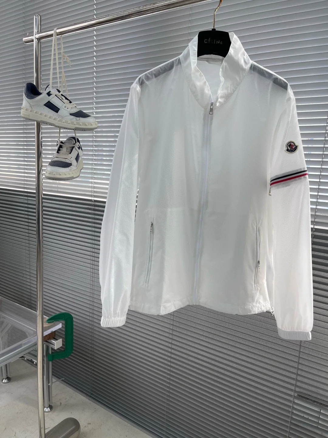 몽클레어 체크 패턴 나일론 후드 자켓 상세 이미지 1