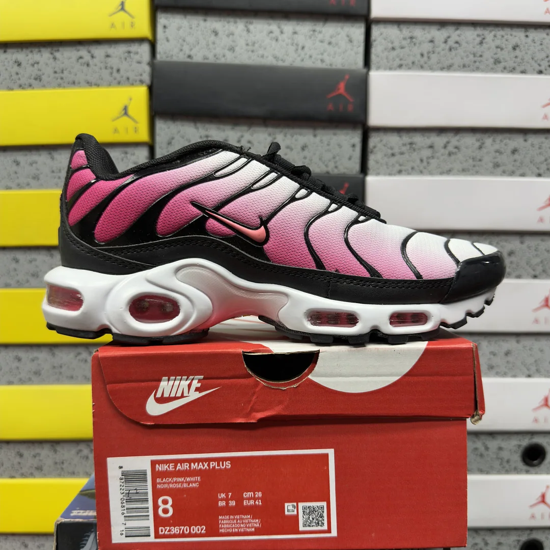 나이키 [BD] 에어 맥스 플러스 DZ3670-002 201867 Nike Air Max Plus Black Hot Punch