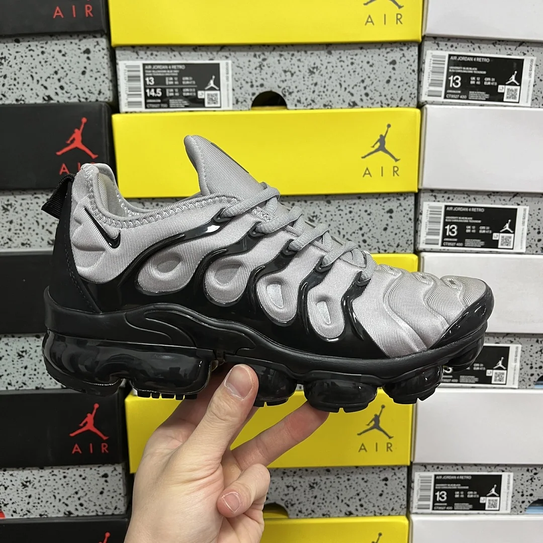 나이키 [OT] 에어 베이퍼맥스 플러스 CK0900-001 201572 Nike Air Vapormax Plus Cool Grey Black 상세 이미지 2