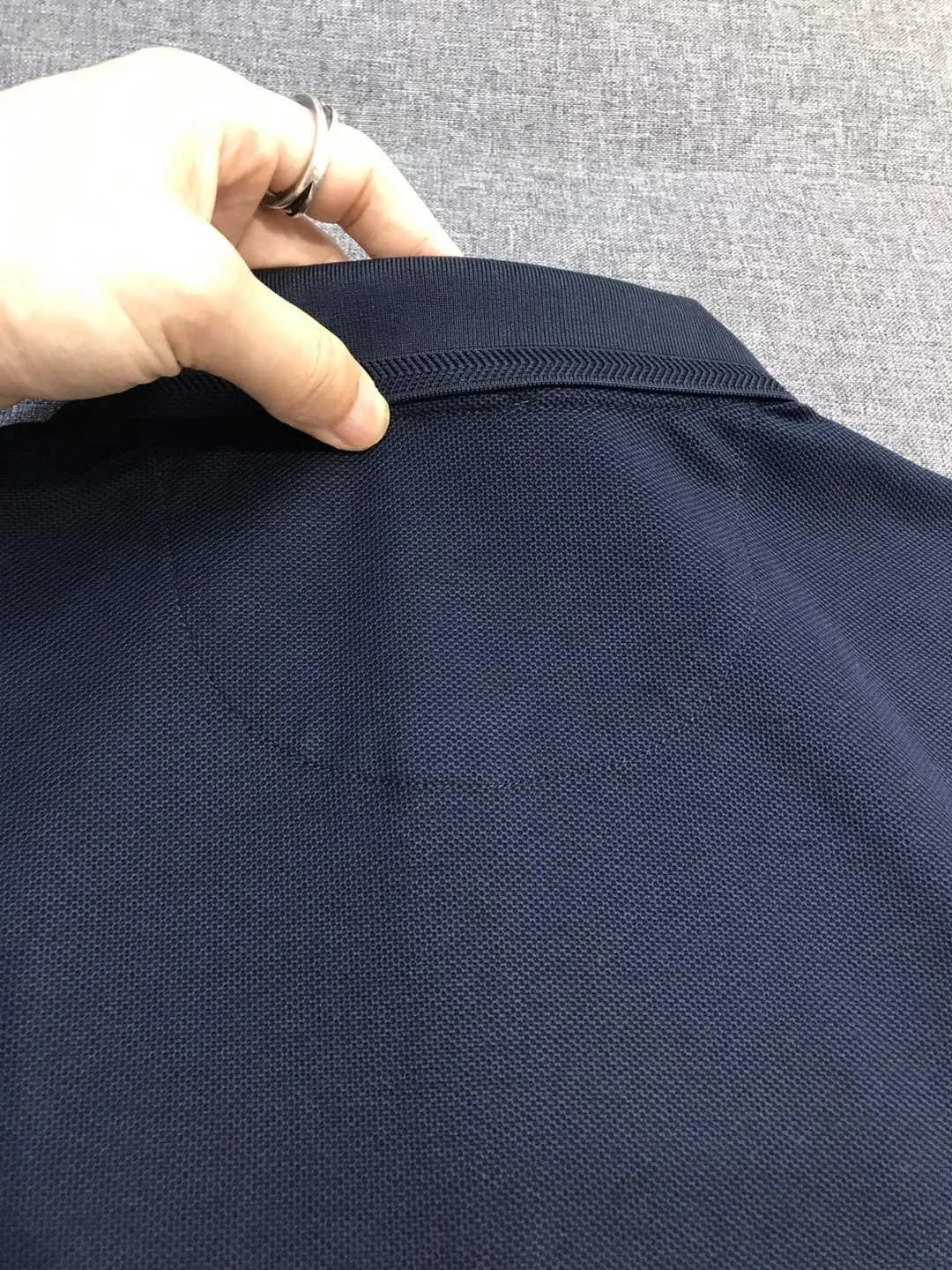 버버리 체크 패턴 남성 메시 반팔 폴로셔츠 상세 이미지 5