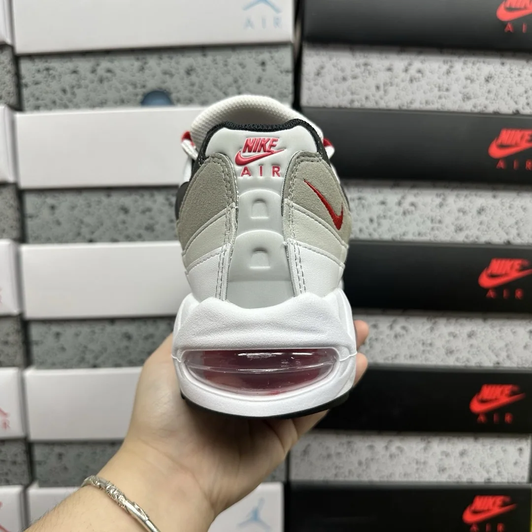 나이키 [KZ2.0] 에어 맥스 95 OG IB7862-100 201720 Nike Air Max 95 OG Big Bubble Comet 상세 이미지 8