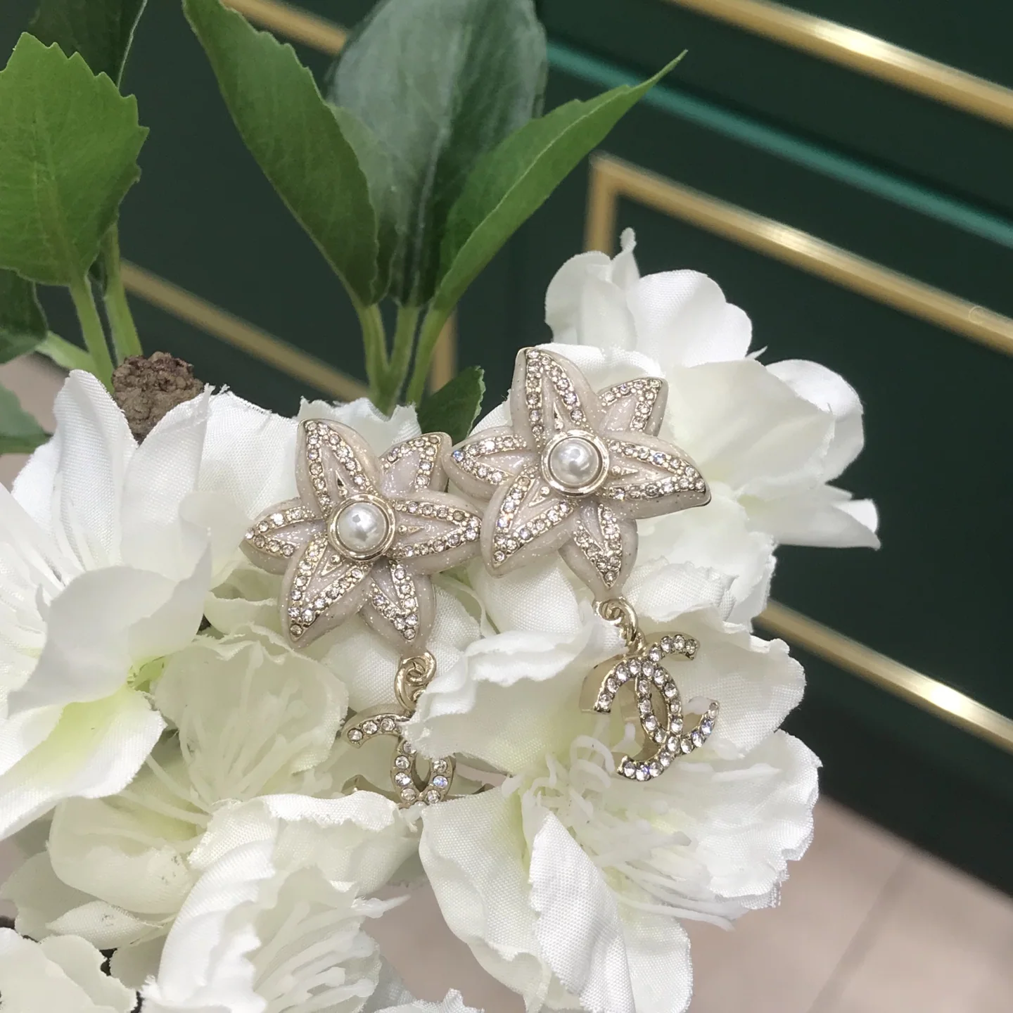 샤넬 별장식 진주 귀걸이 상세 이미지 6