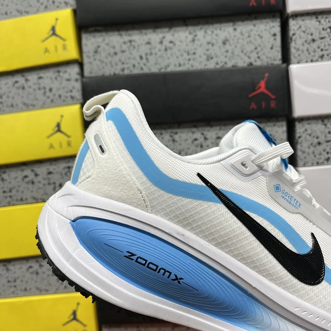 나이키 [XY] 보메로 18 201724 Nike Vomero 18 HQE98-005 상세 이미지 4