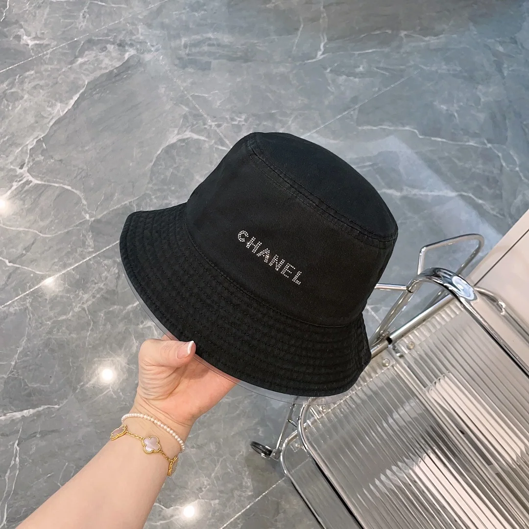 샤넬 라인스톤 로고 코튼 버킷햇 상세 이미지 5