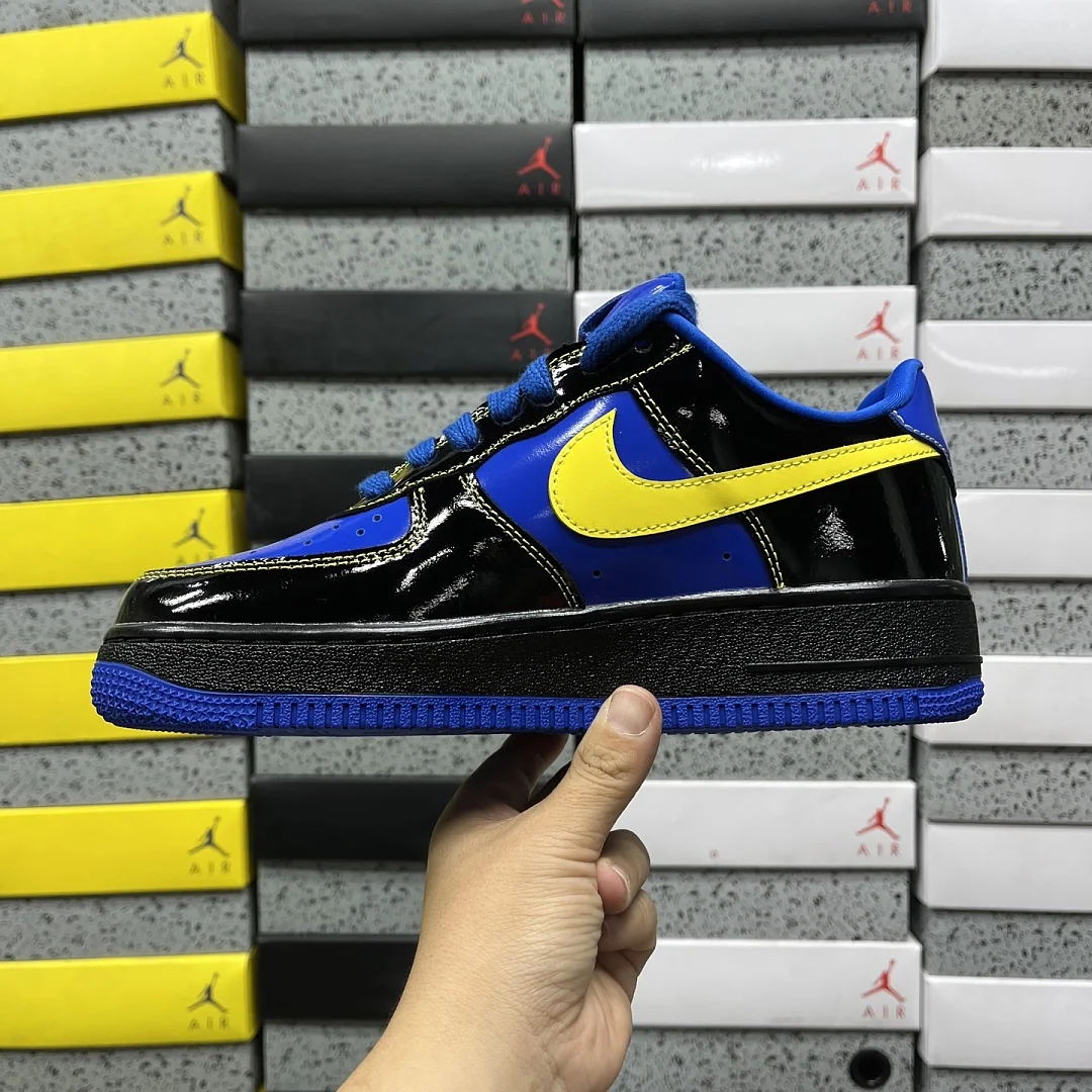 나이키 [S2] 에어 포스 1 로우 IQ1402-010 201672 Nike Air Force 1 Low Syna Central Cee 상세 이미지 10