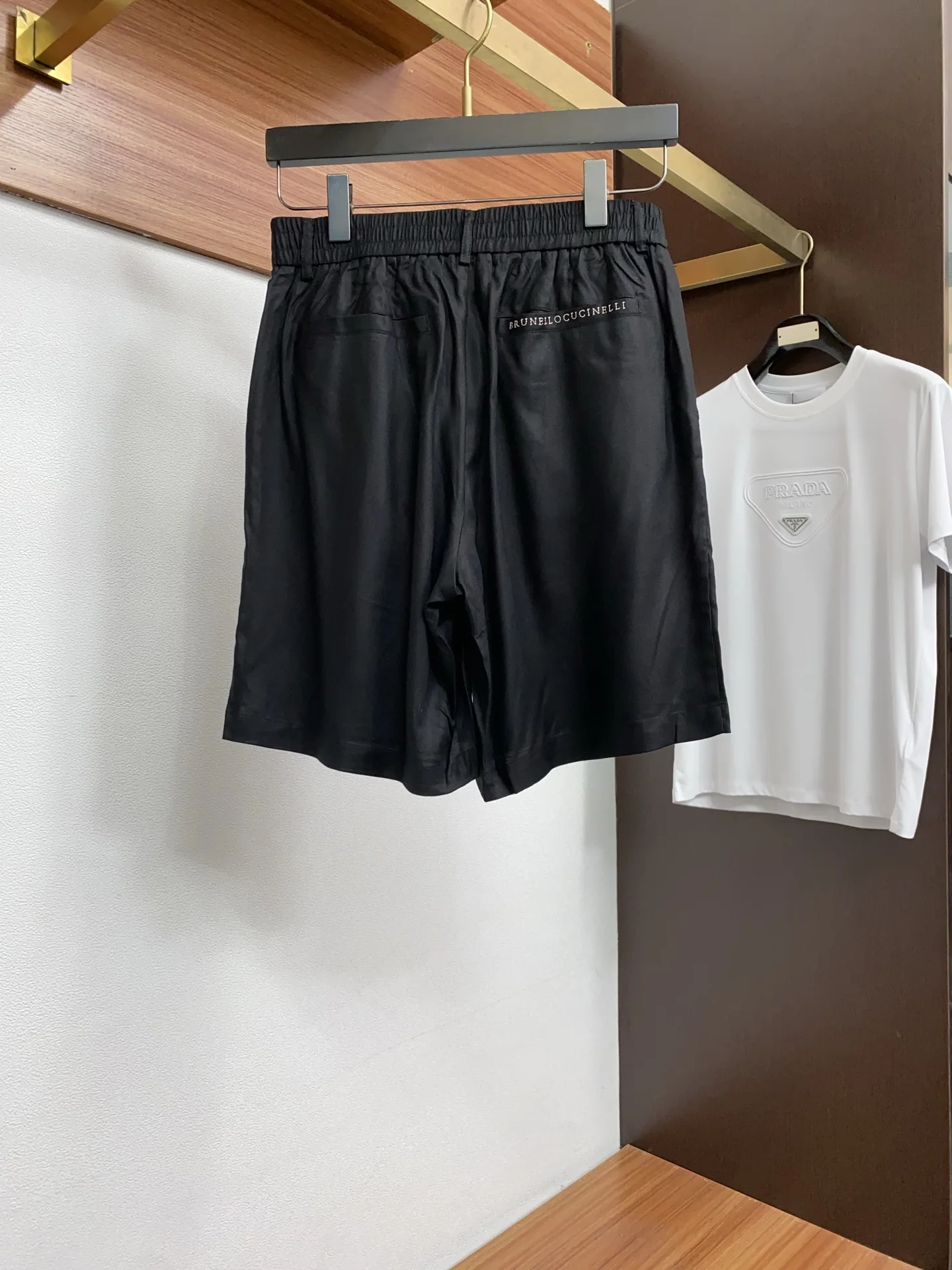 브루넬로쿠치넬리 남성 린넨 캐주얼 반바지 세트 상세 이미지 6