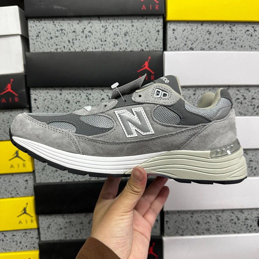 뉴발란스 [ZOK] 992 M992GR 202038 New Balance 992 Grey 상세 이미지 8