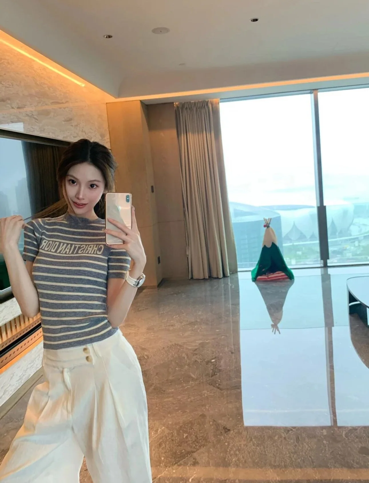 디올 스트라이프 레터 코튼 린넨 반팔 셔츠 상세 이미지 2