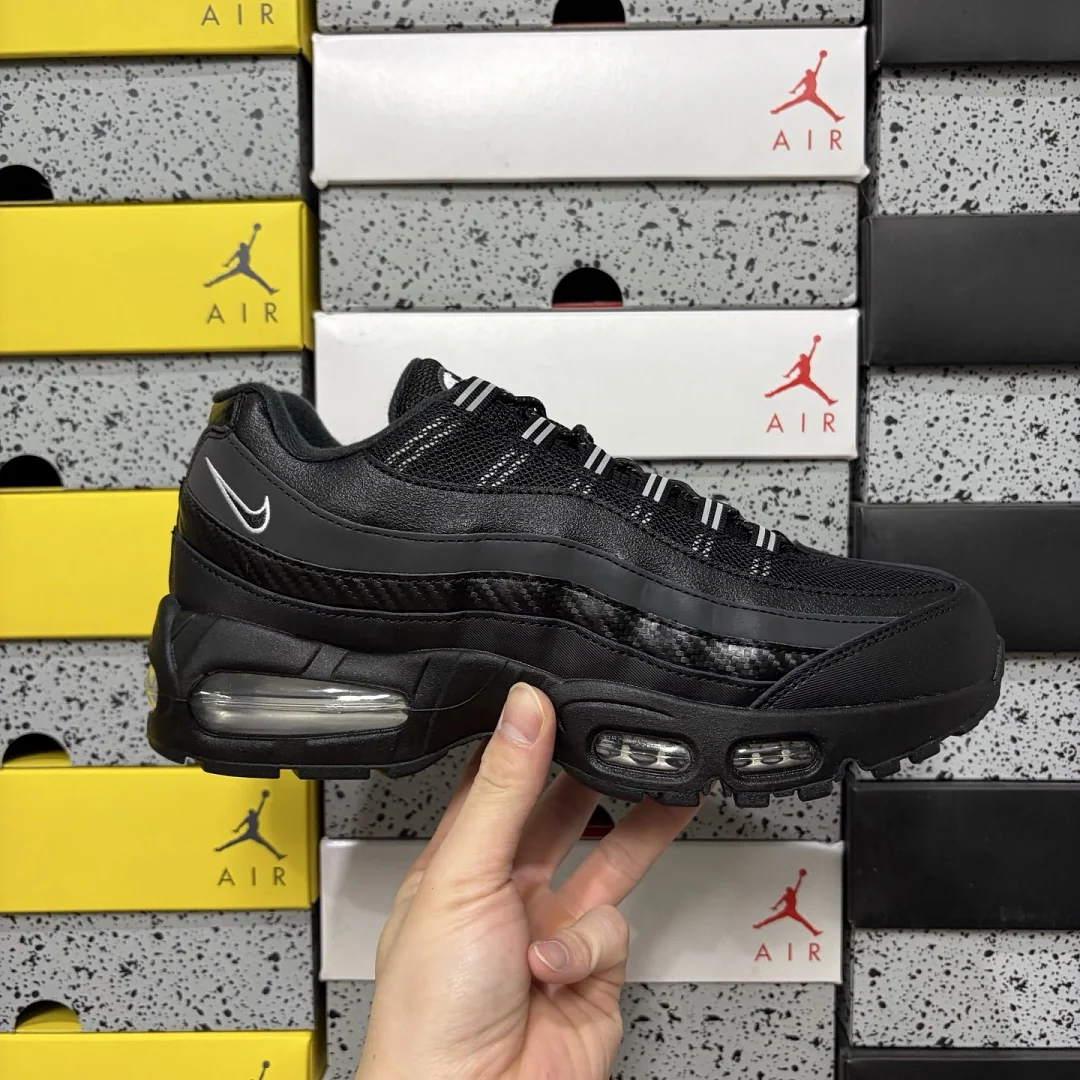 나이키 [GX] 에어 맥스 95 IR1474-010 201774 Nike Air Max 95 Big Bubble Black Carbon 상세 이미지 4
