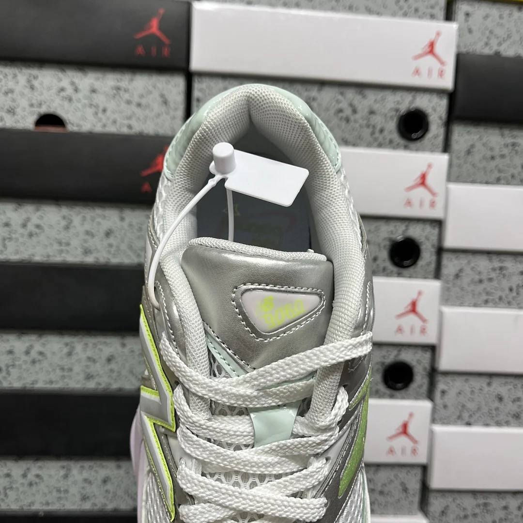 뉴발란스 [C] 9060 U9060AGT 202143 New Balance 9060 상세 이미지 4