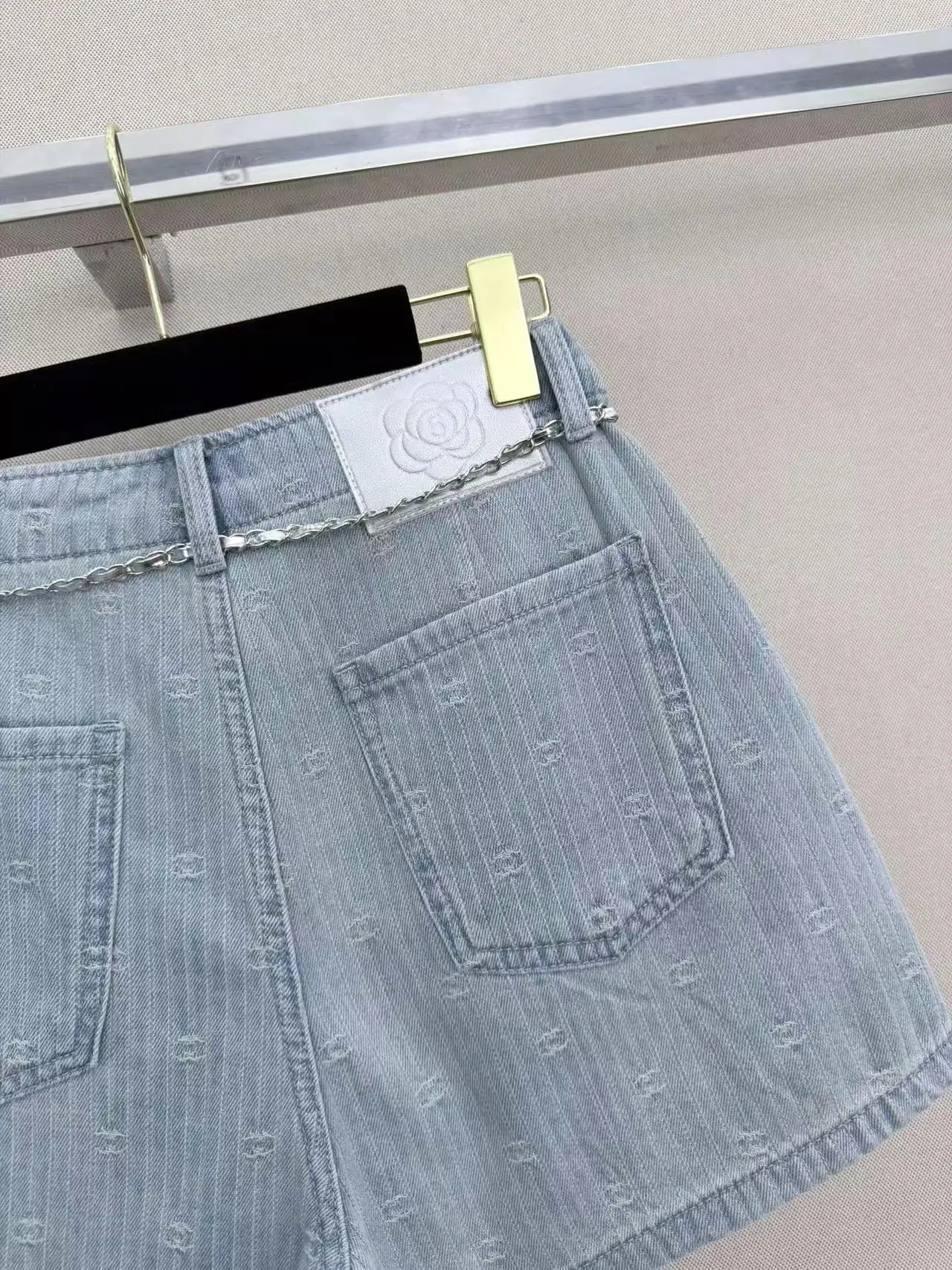 샤넬 더블 C 로고 자카드 데님 반바지 상세 이미지 7