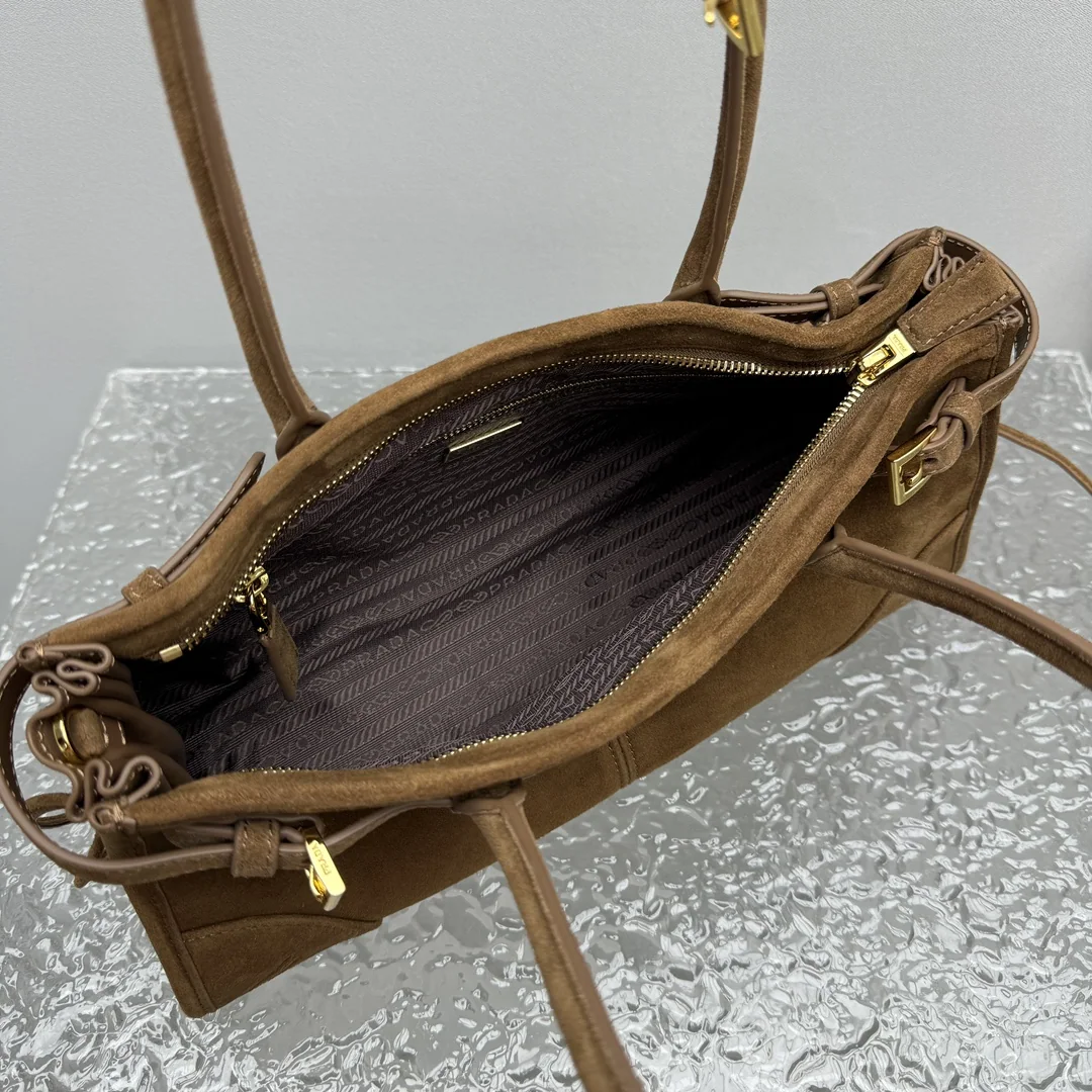 프라다 루스 솔프 스웨이드 미디엄 가방 상세 이미지 13
