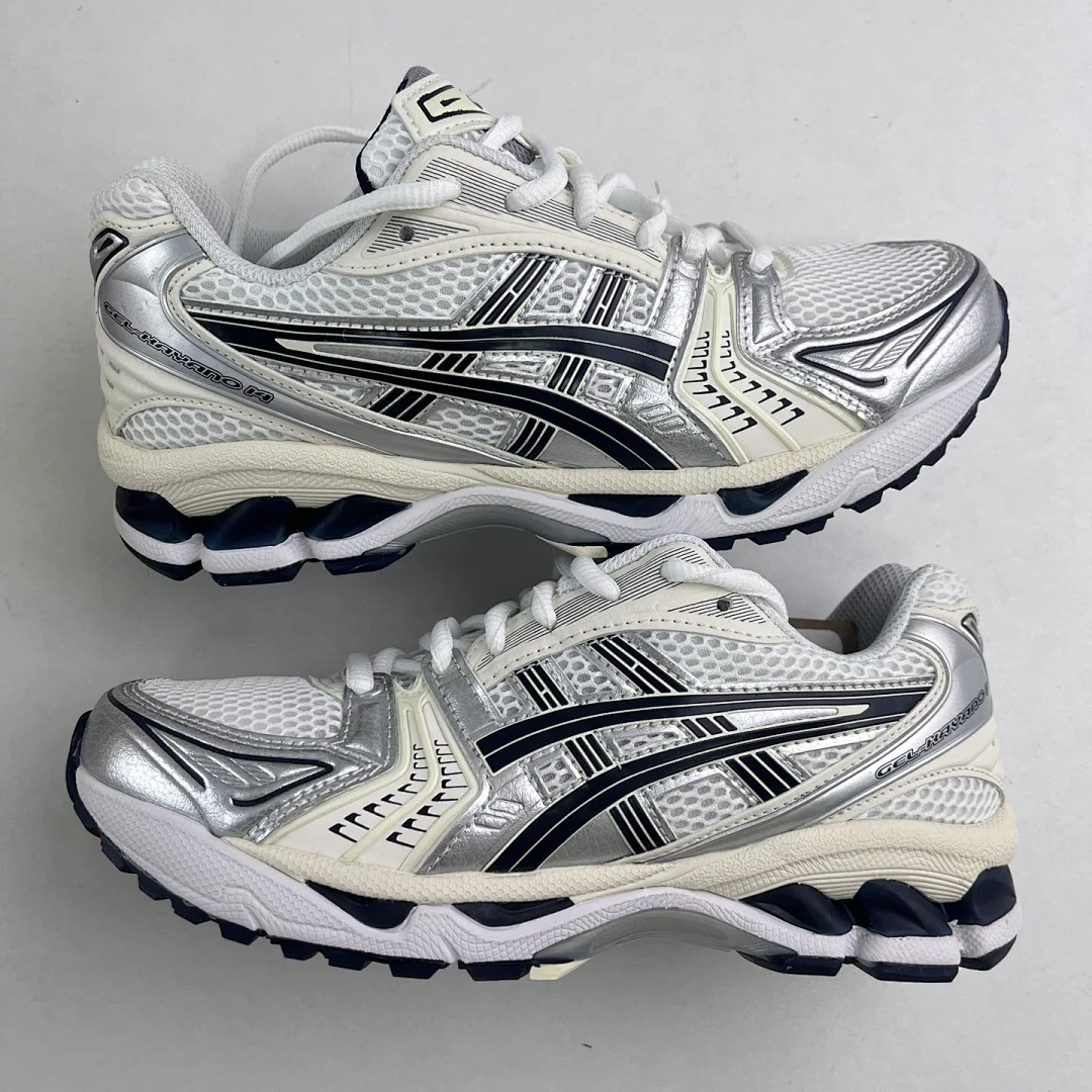 아식스 [TOP] 젤 카야노 14 1202A056-109 200245 Asics Gel-Kayano 14 White Midnight 상세 이미지 18