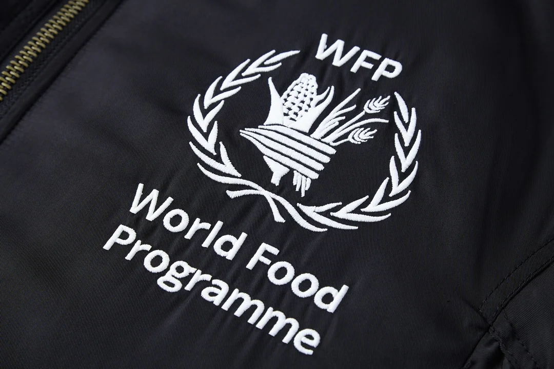 발렌시아가 WFP 봄버 남성 자켓 상세 이미지 4