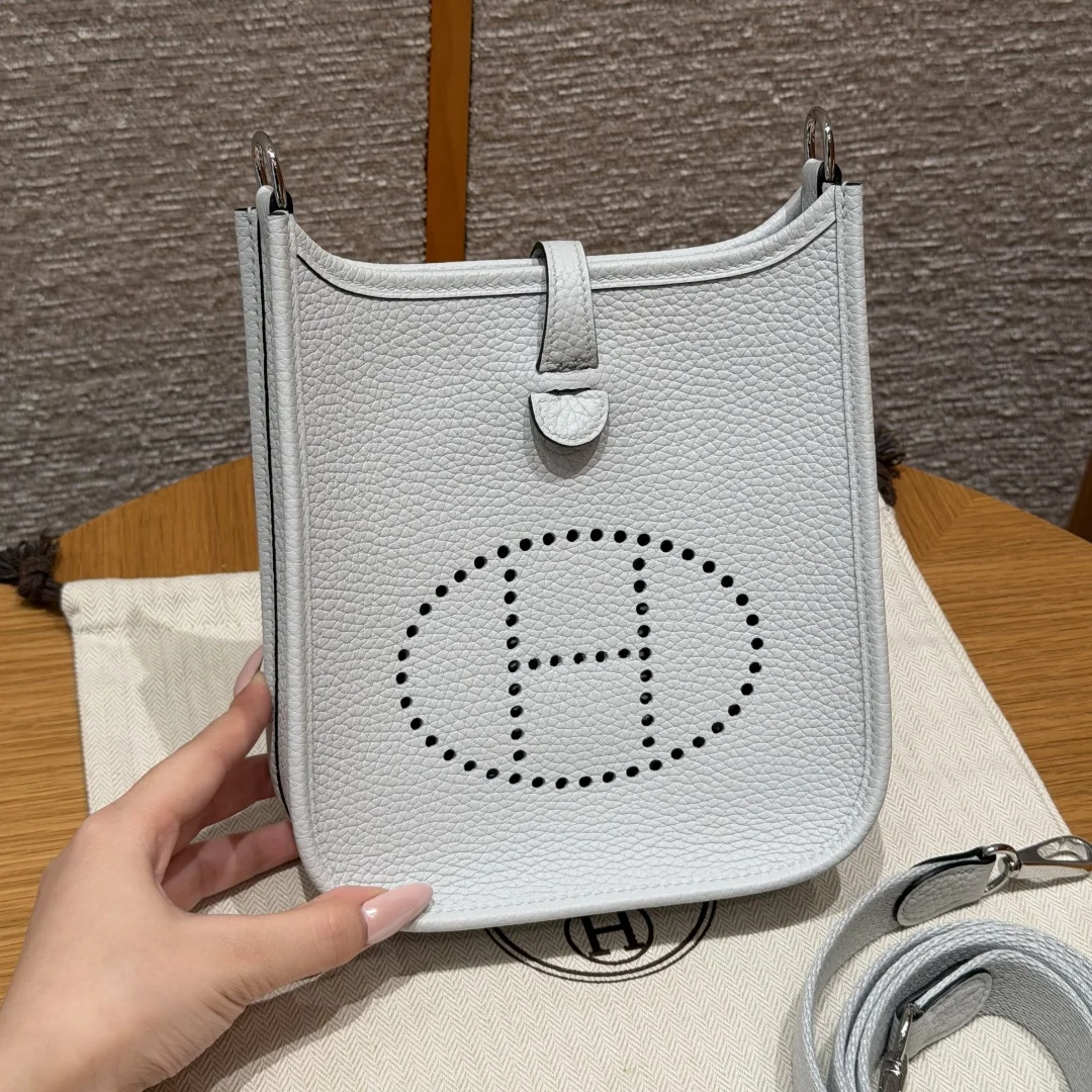 에르메스 미니 에블린 가방 144548