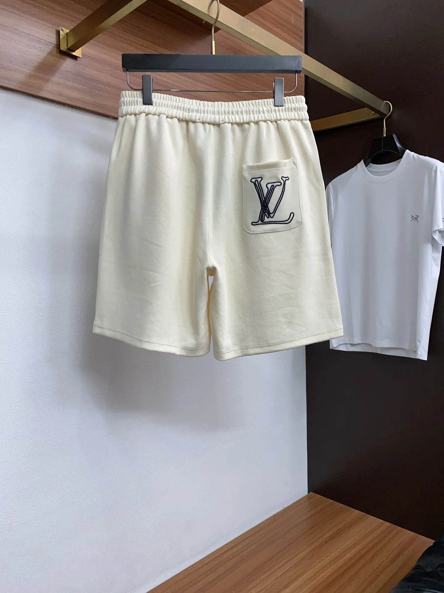 루이비통 남성 반바지 68905 Louis Vuitton Shorts 상세 이미지 9