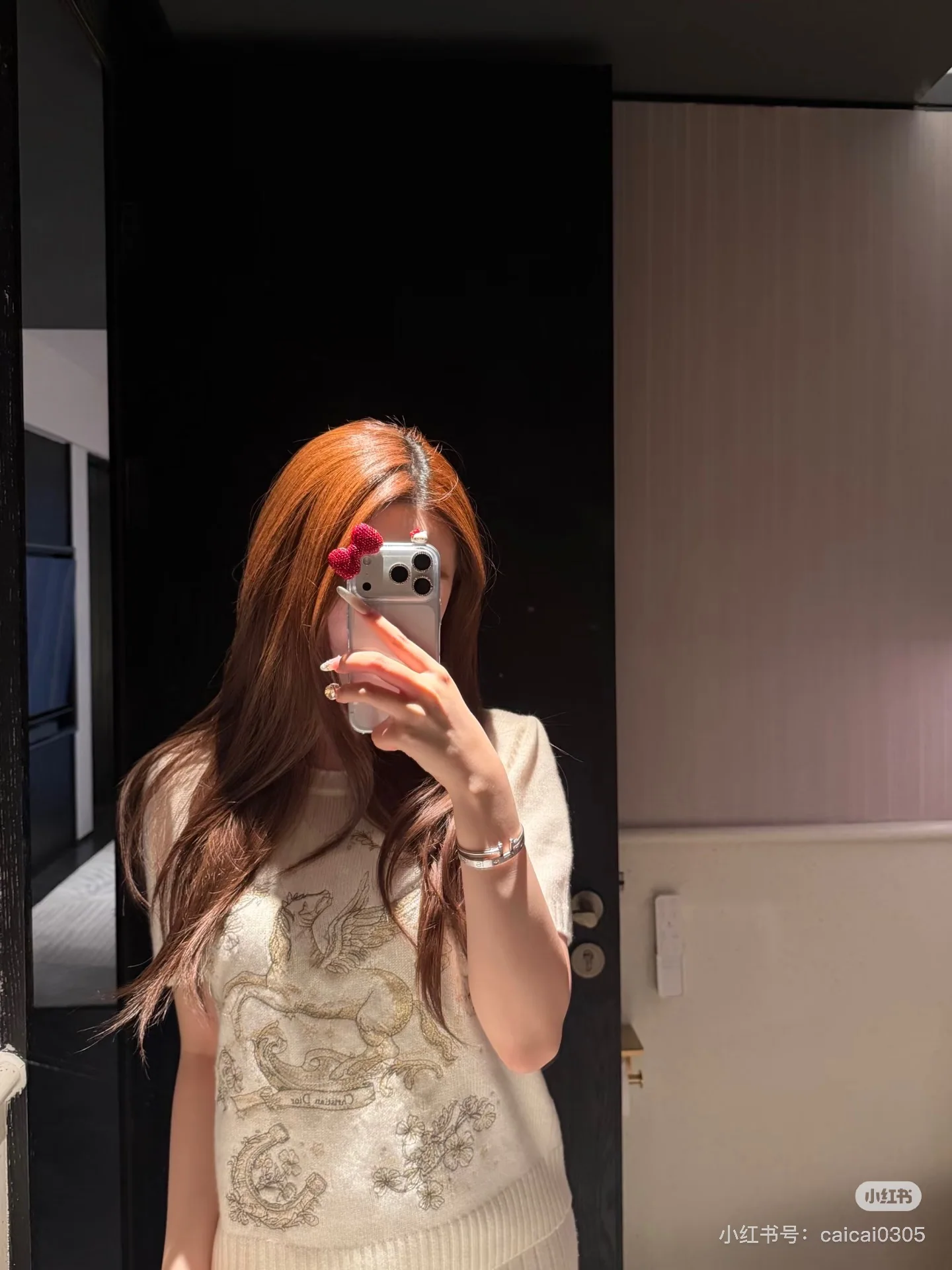 디올 여성 캐시미어 반팔 니트 티셔츠 상세 이미지 8