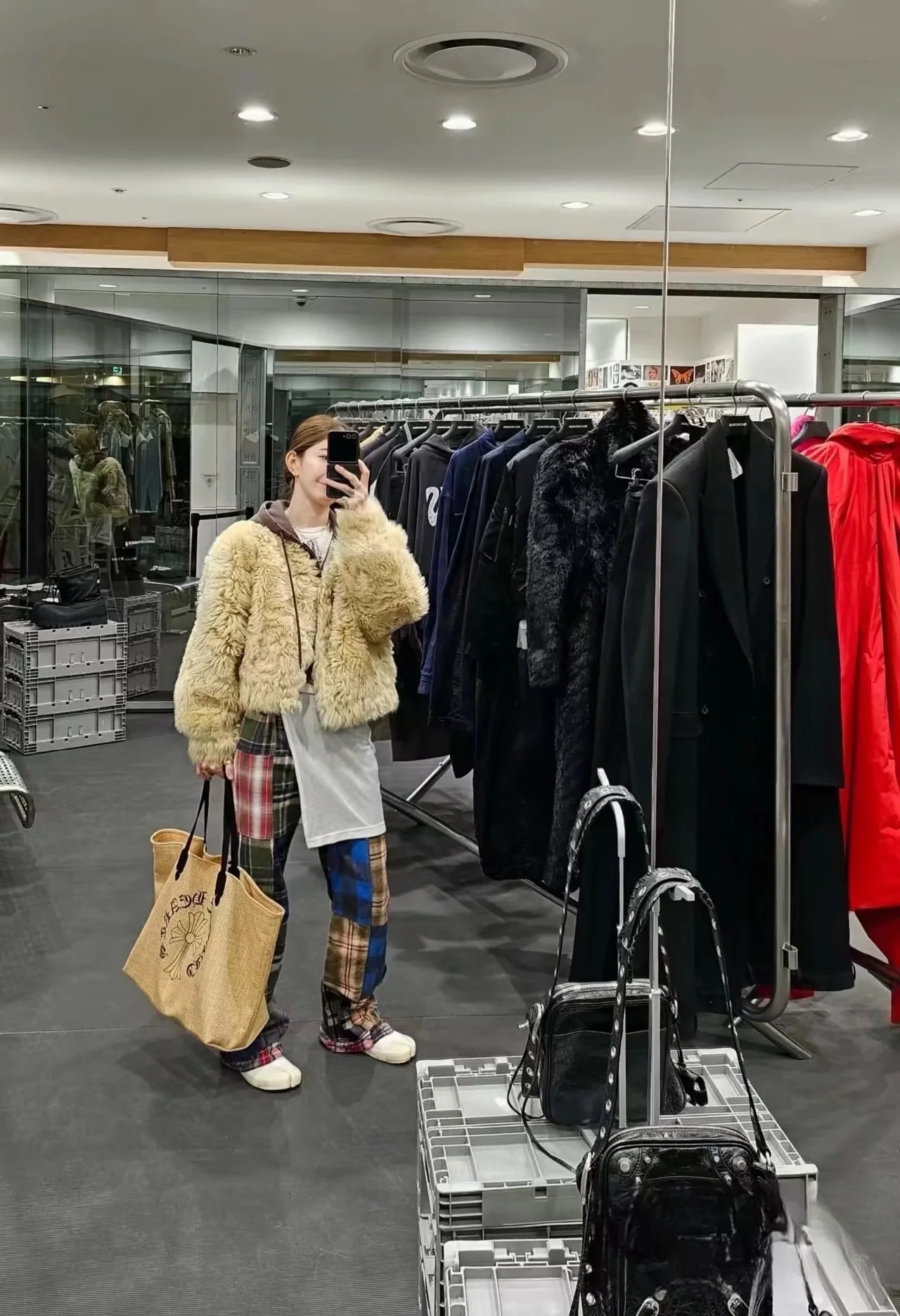 크롬하츠 라피아 토트백 상세 이미지 3