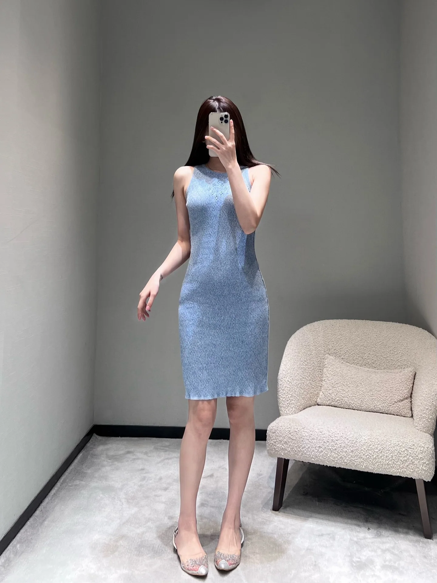 샤넬 데님 블루 슬리브리스 원피스 2026 SS 상세 이미지 4