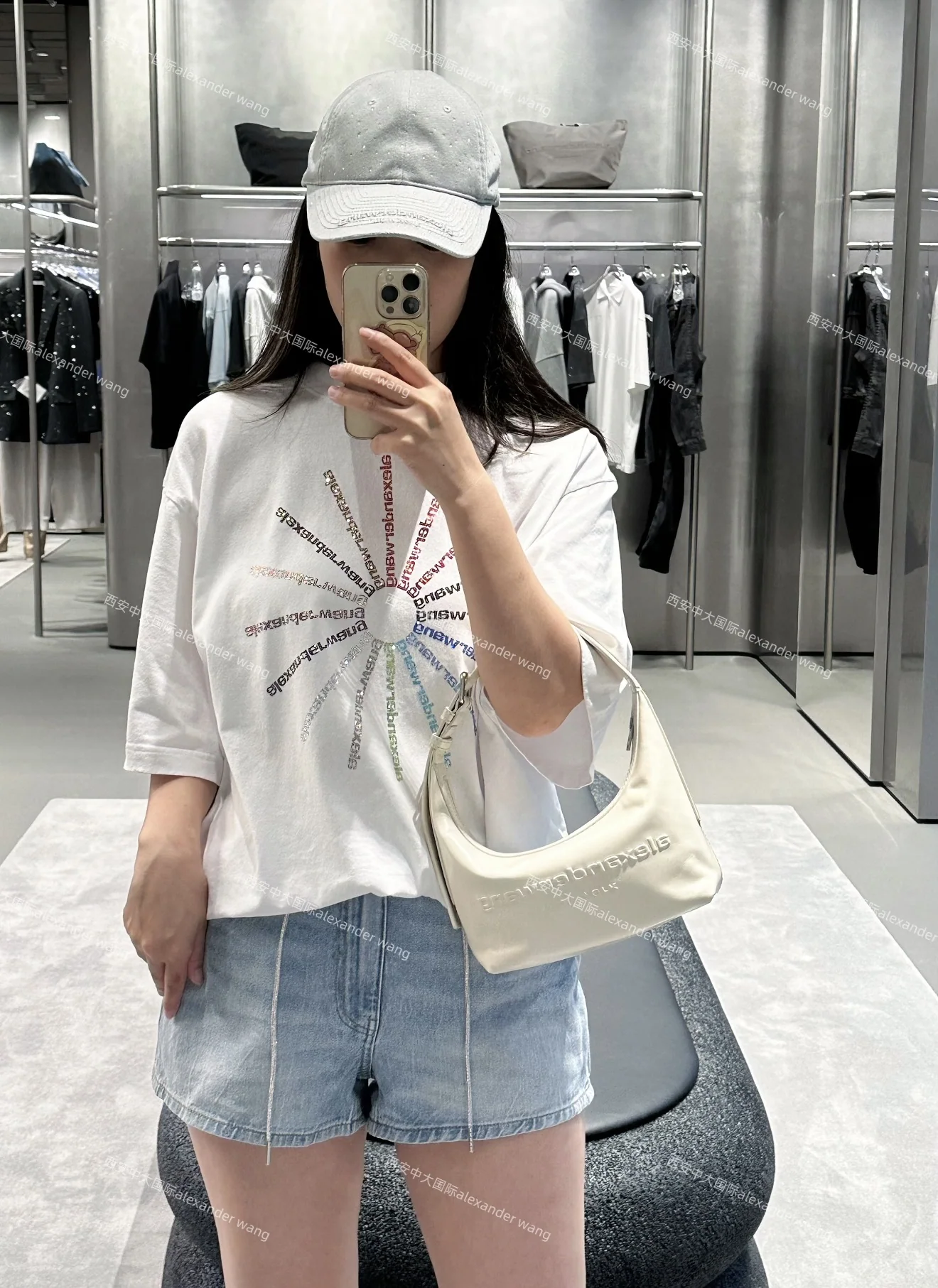 알렉산더왕 불꽃 라인스톤 여성 반팔 티셔츠 상세 이미지 4