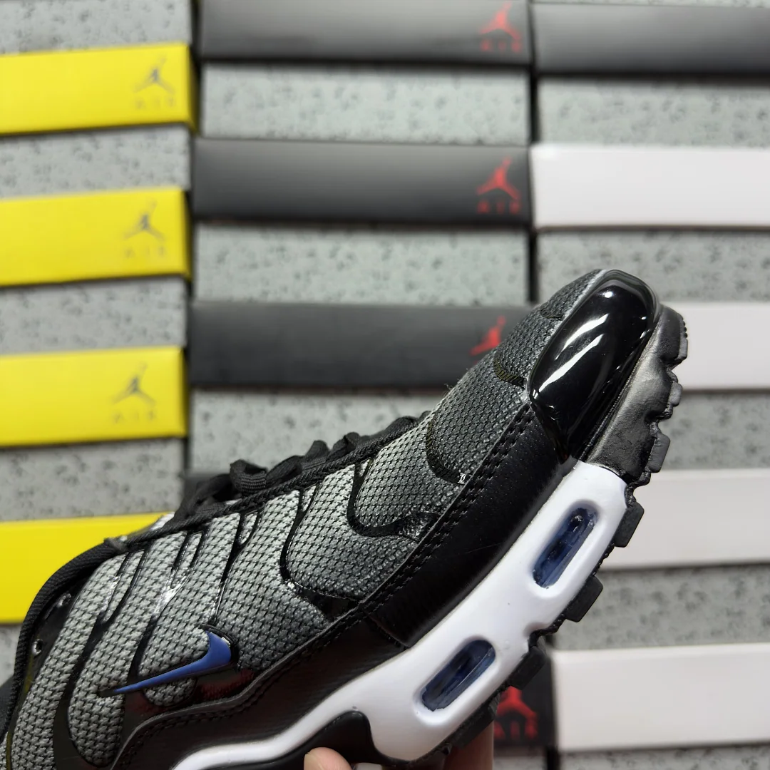 나이키 [BD] 에어 맥스 플러스 HM0709-100 201843 Nike Air Max Plus White Black Racer Blue 상세 이미지 8