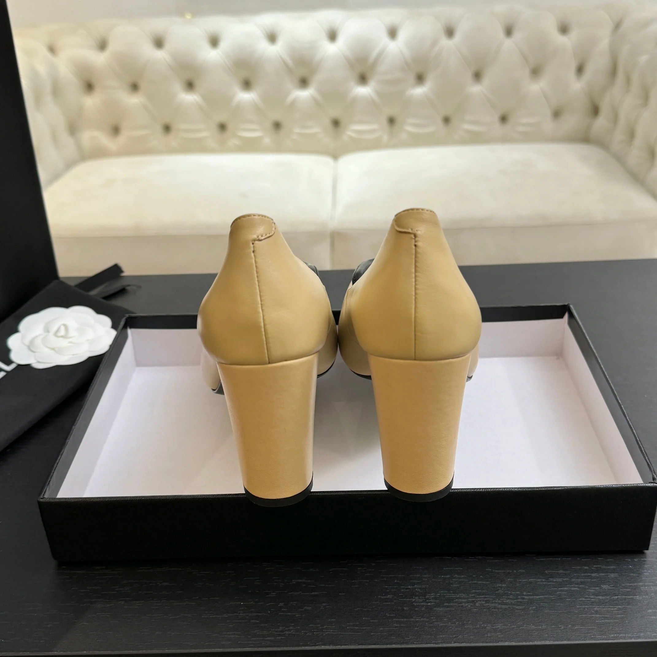 샤넬 더블 C 스티치 스퀘어 토 슬리퍼 샌들 플랫슈즈 상세 이미지 6