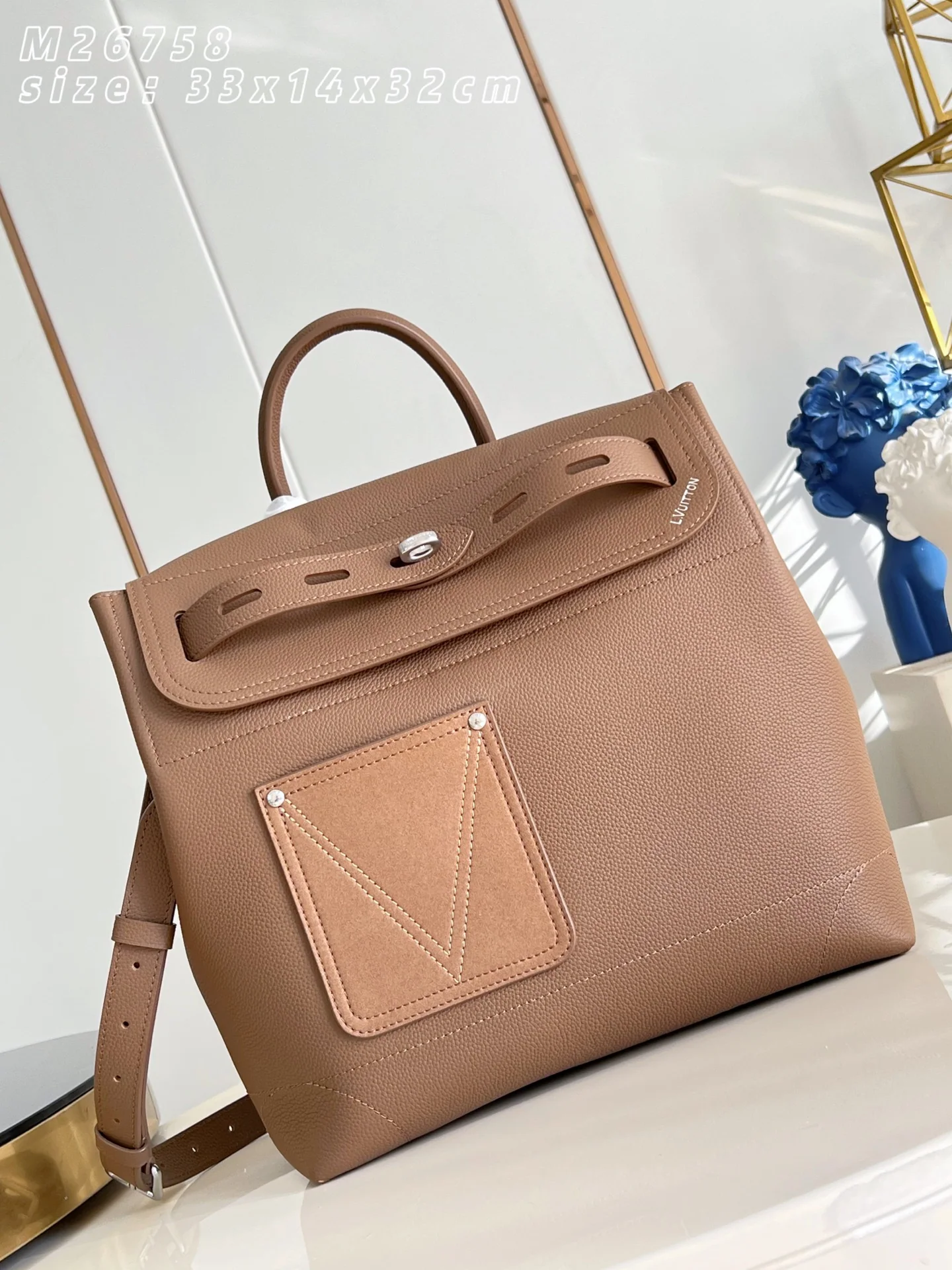 루이비통 M26758 브라운 핸드백 상세 이미지 2