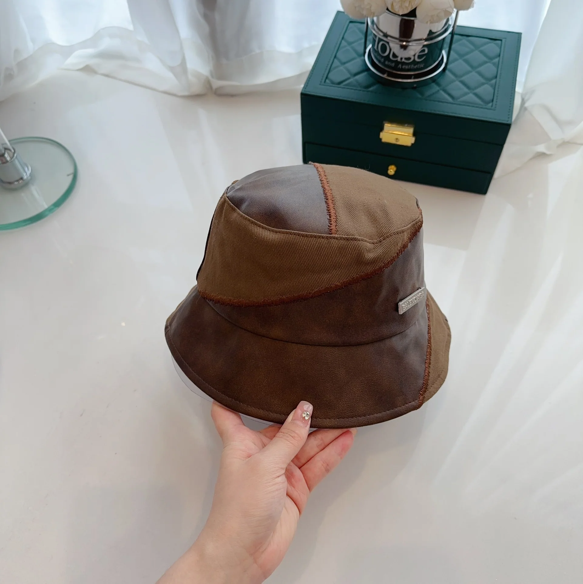 발렌시아가 모자 81606 Balenciaga Cap 상세 이미지 4