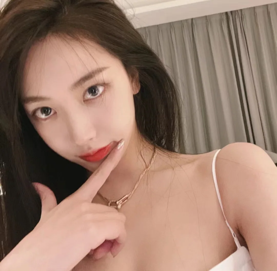티파니 하드웨어 더블 레이어 하프 다이아몬드 목걸이 상세 이미지 5