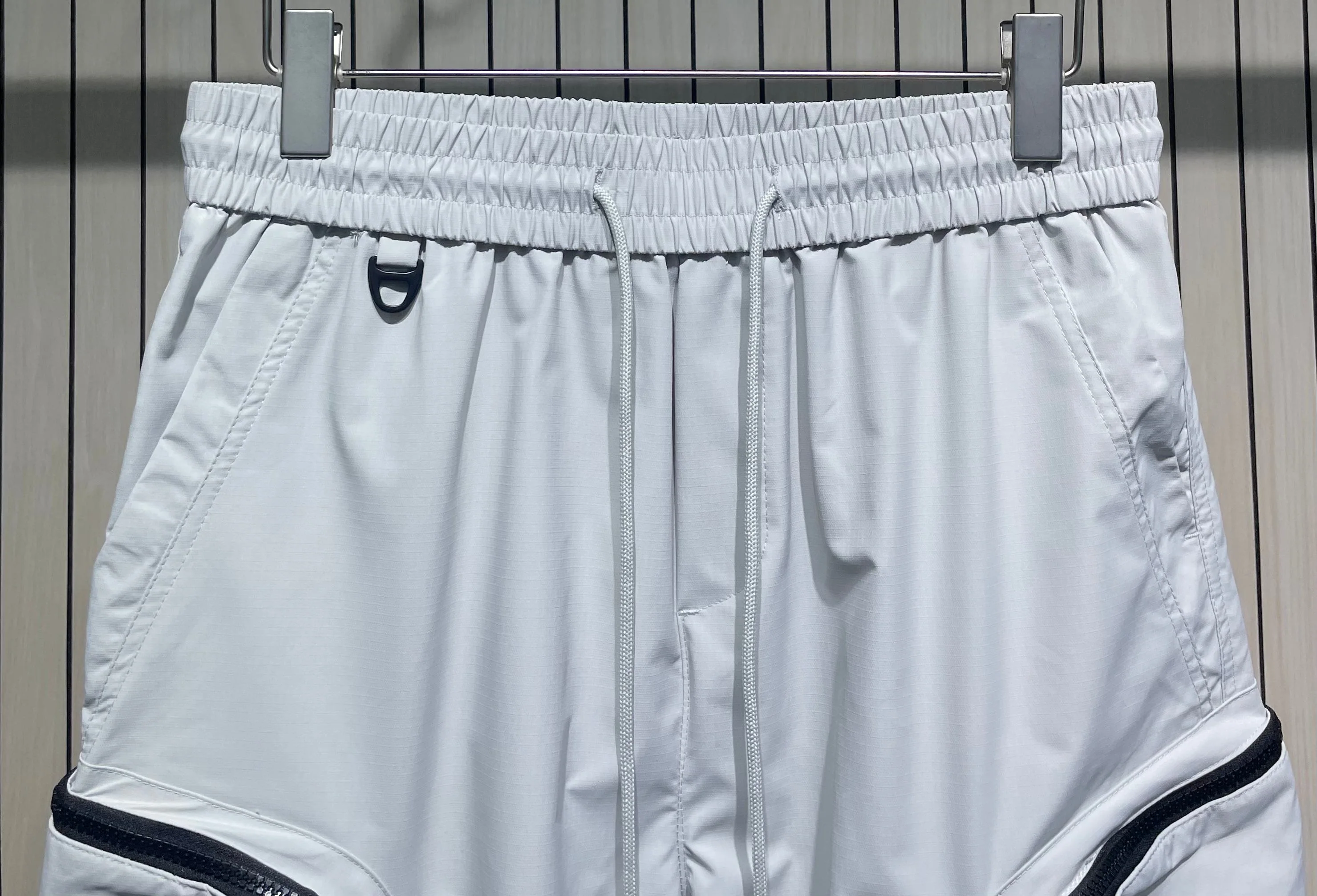 스톤아일랜드 뉴로고 카고포켓 남성 반바지 상세 이미지 7
