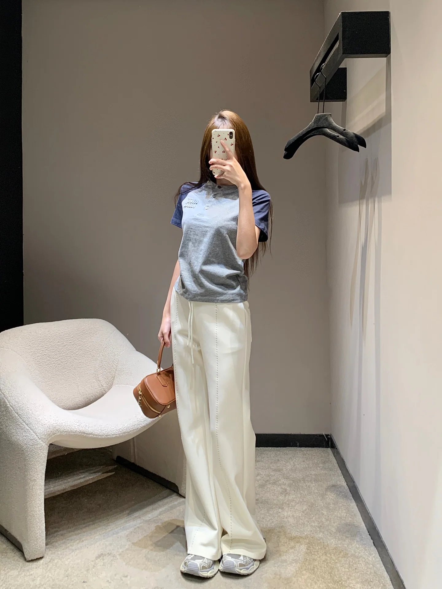 미우미우 컬러블록 크루넥 반팔 티셔츠 26 SS 상세 이미지 4