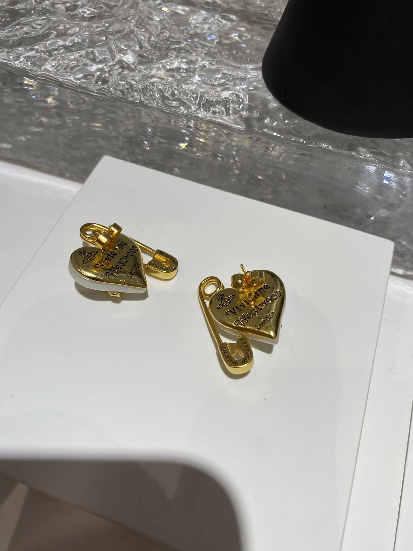 비비안웨스트우드 귀걸이 64944 Vivienne Westwood Earrings 상세 이미지 9
