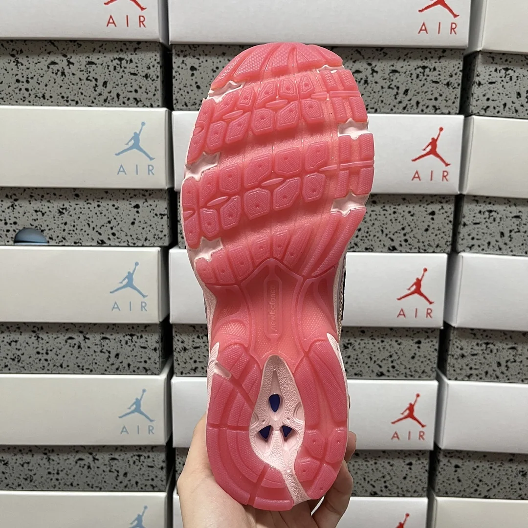 뉴발란스 [XY] 740 U740AP2 202060 New Balance 740 Atmos Pink Vacation 상세 이미지 3