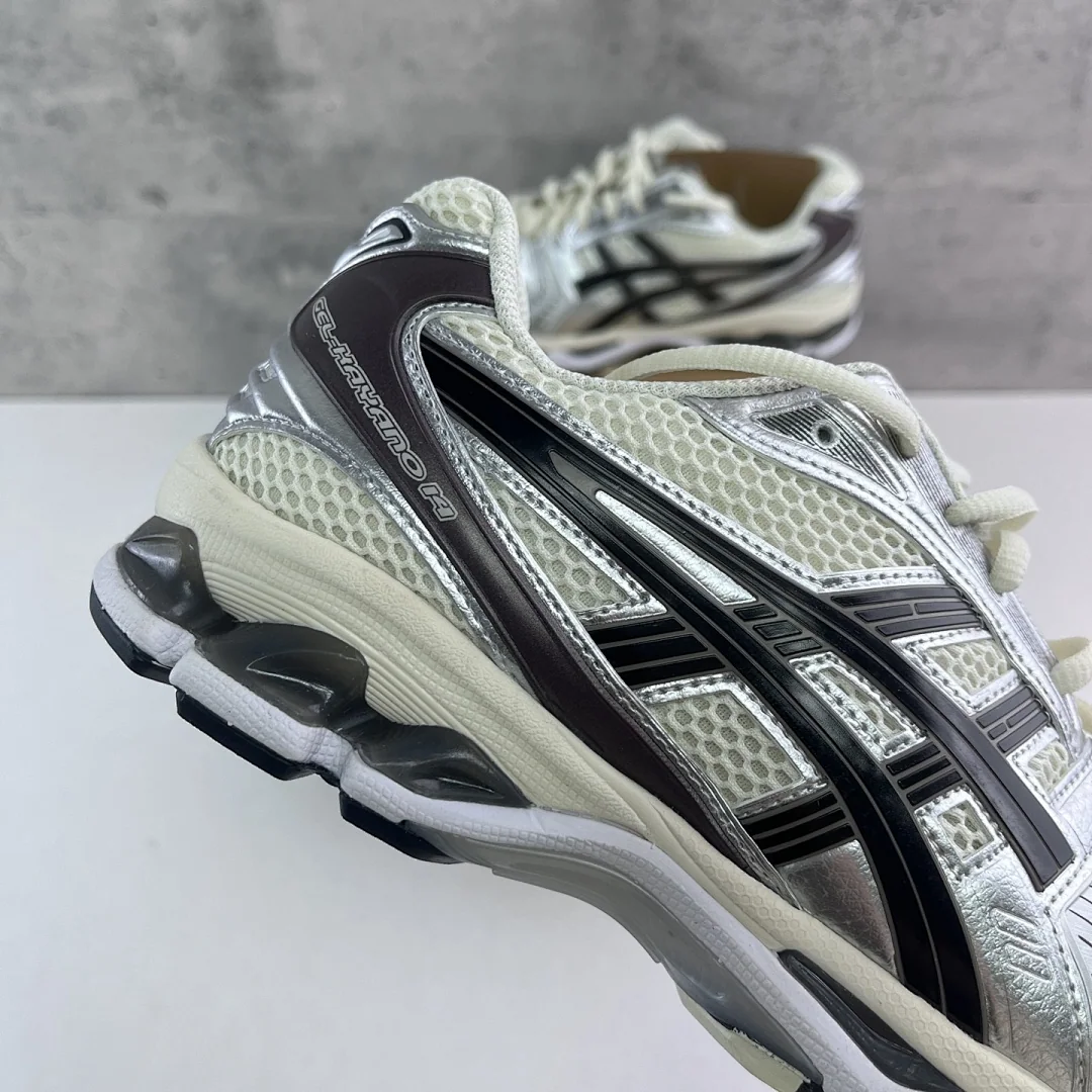 아식스 [TOP] 젤 카야노 14 1201A019-108 200244 Asics Gel-Kayano 14 Cream Black Metallic 상세 이미지 6