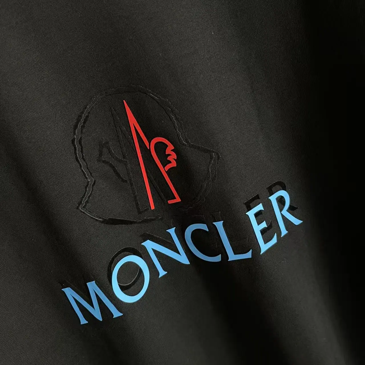 몽클레어 퍼스널라이즈 로고 플로키 반팔 티셔츠 상세 이미지 5