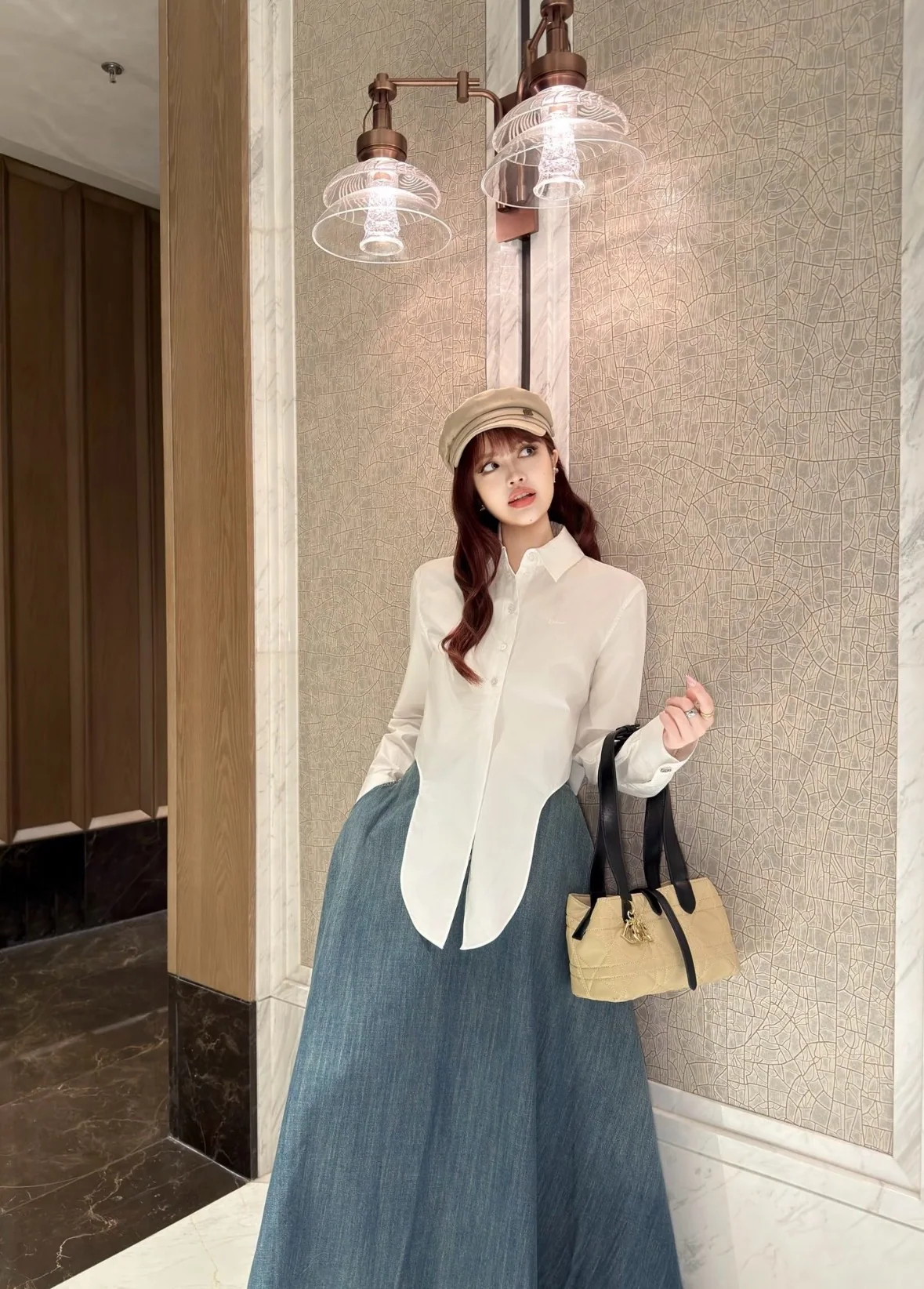 디올 크롭드 화이트 코튼 셔츠 상세 이미지 2