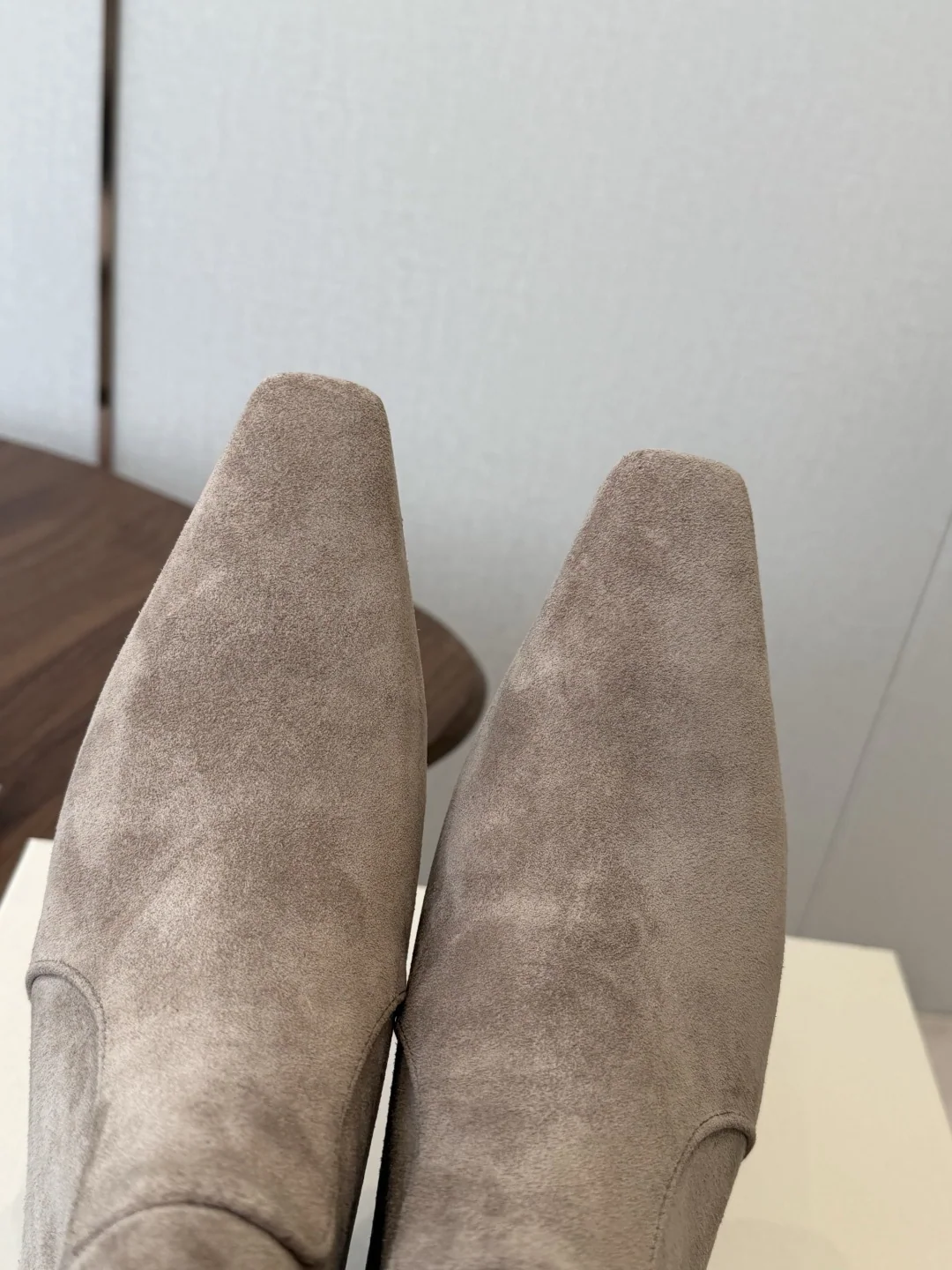 브루넬로쿠치넬리 스틸레토 힐 미드카프 부츠 상세 이미지 6
