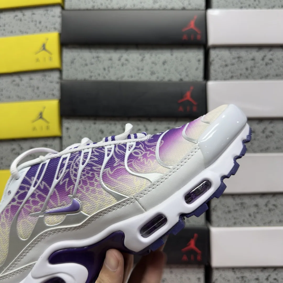 나이키 [BD] 에어 맥스 플러스 105 504 화이트 퍼플 201911 Nike Air Max Plus 105-504 상세 이미지 2