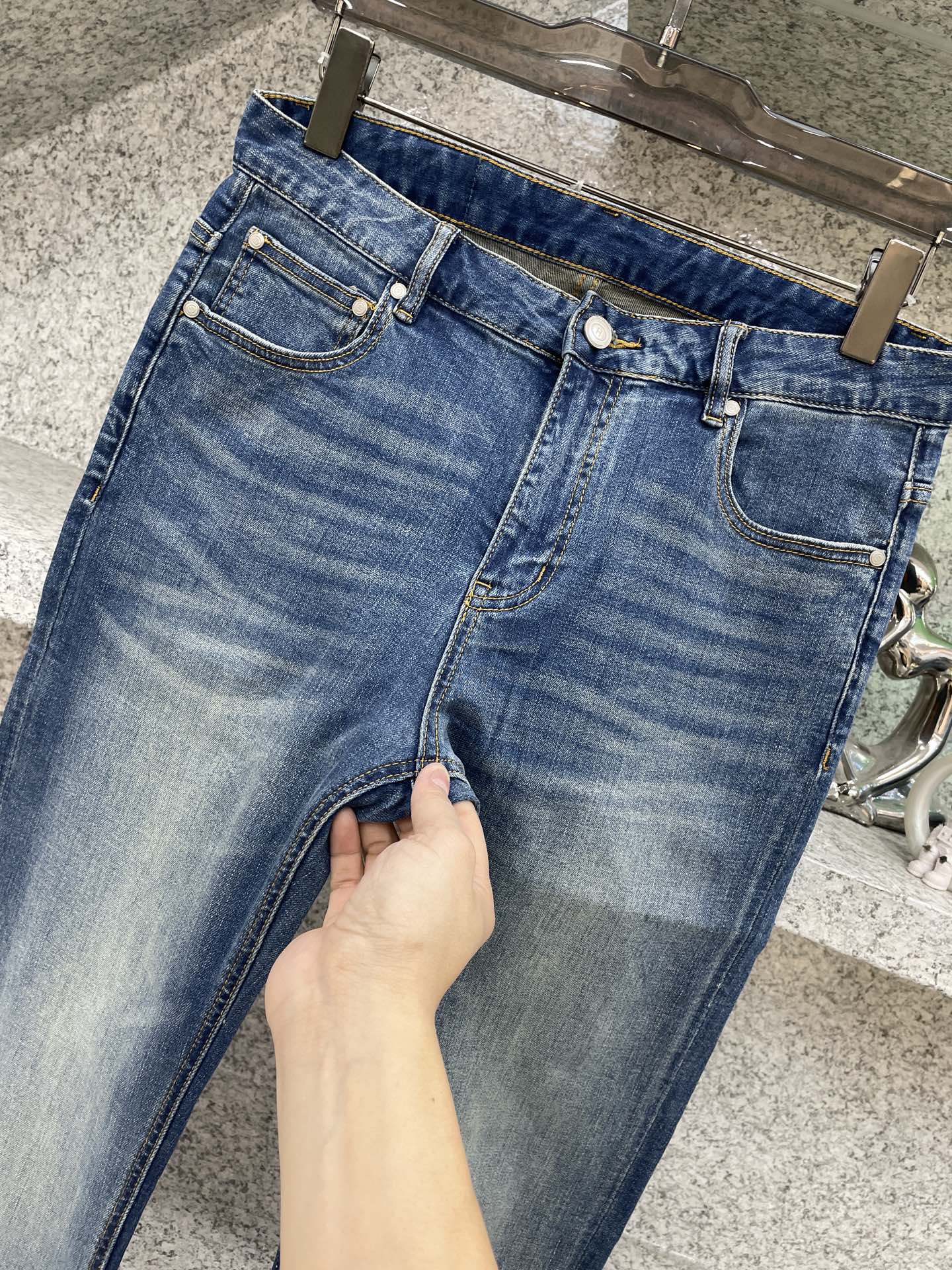 에르메스 스트레치 슬림핏 남성 바지 상세 이미지 8