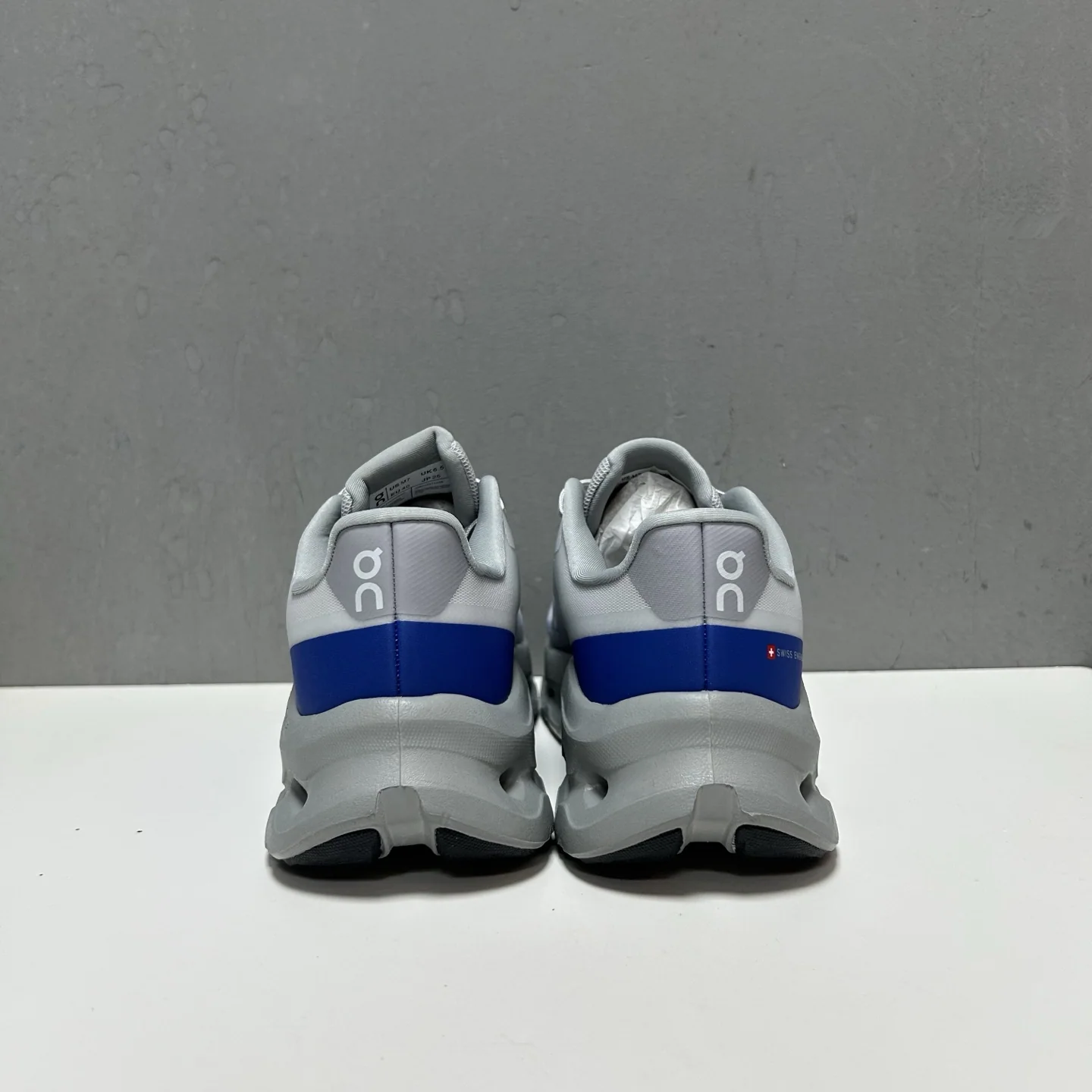 ON 신발 157687 Sneakers 상세 이미지 2