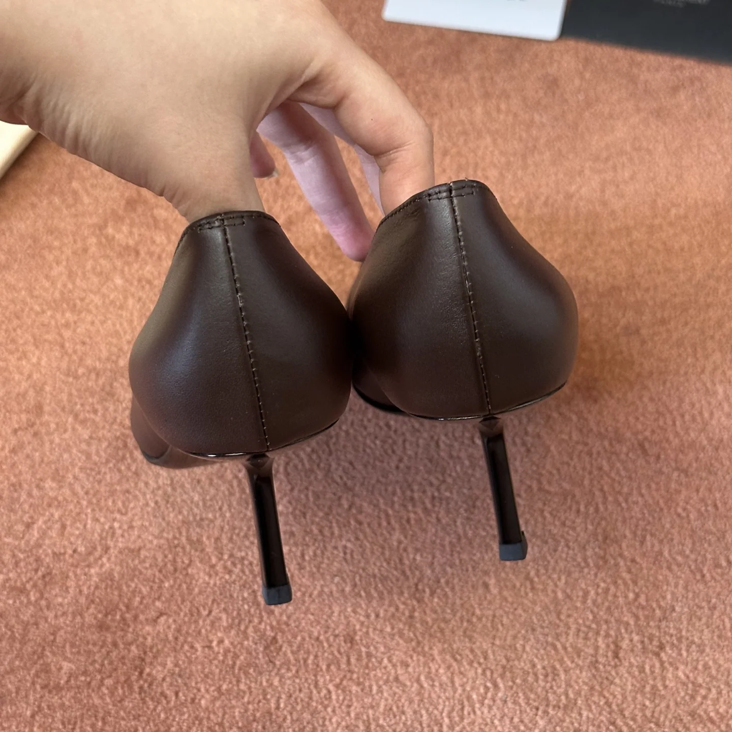 생로랑 앞코 덮인 슬리퍼 뮬 상세 이미지 6