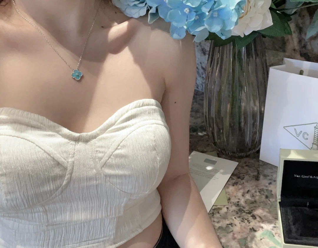티파니 크리스마스 한정 조개껍질 목걸이 70795